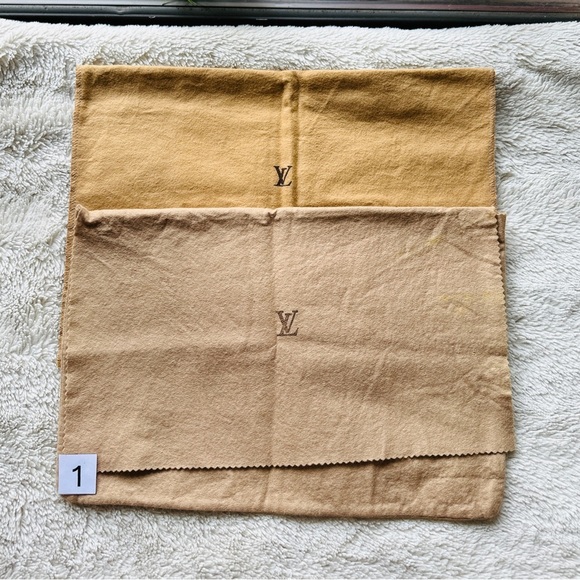 Louis Vuitton Dust Bags Bundle. - Picture 1 of 6